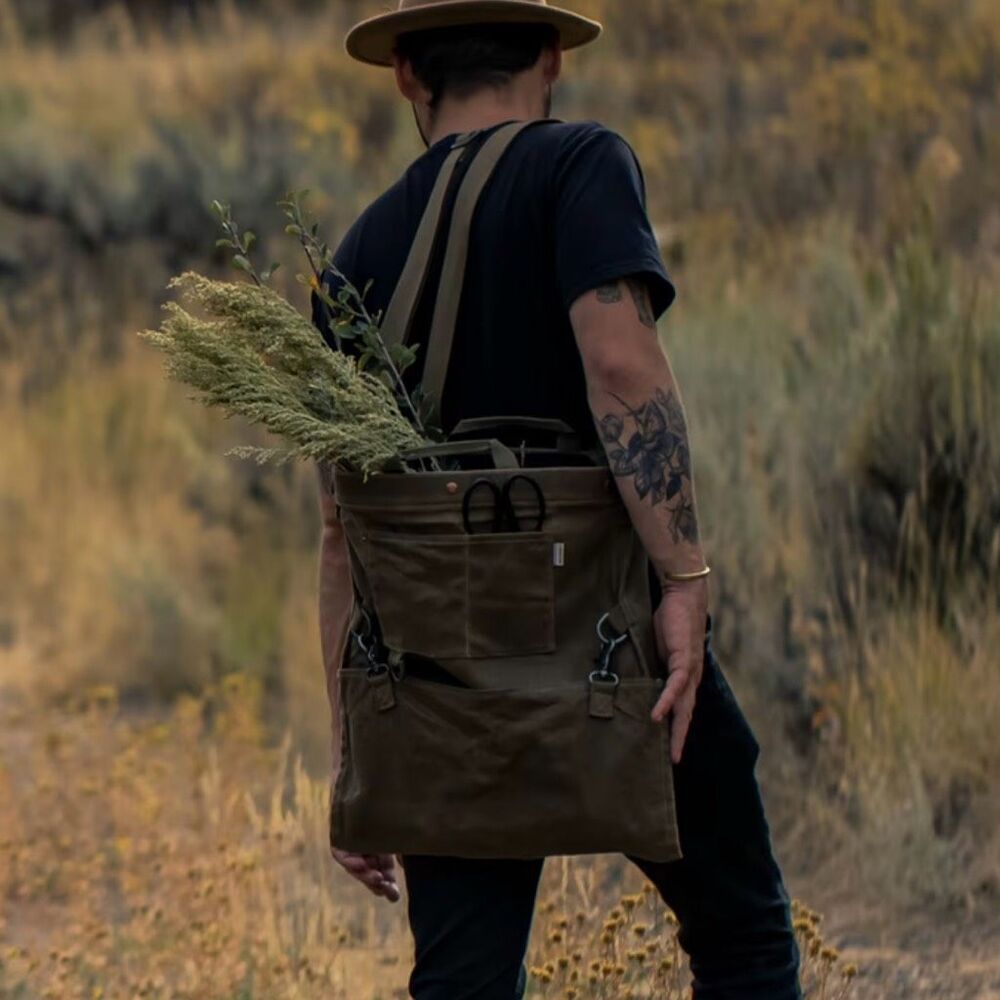 Barebones Gathering Bag in Dark Khaki - Picture 14 of 14
